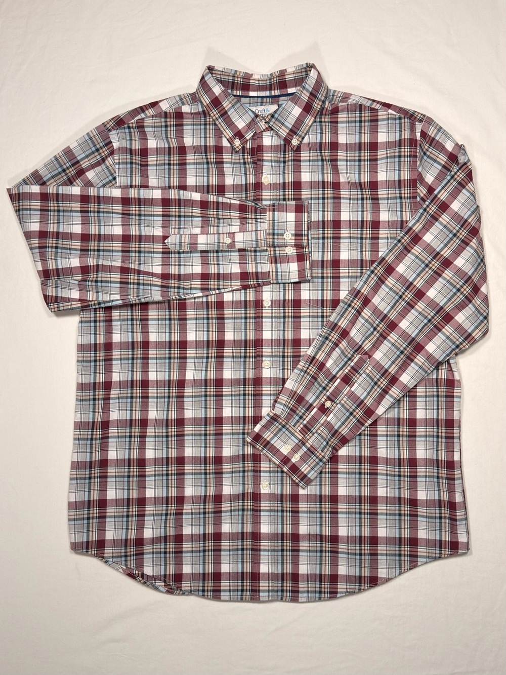 Croft & Barrow Men’s Large Burgundy Blue Plaid Button Down Long Sleeve Shirt